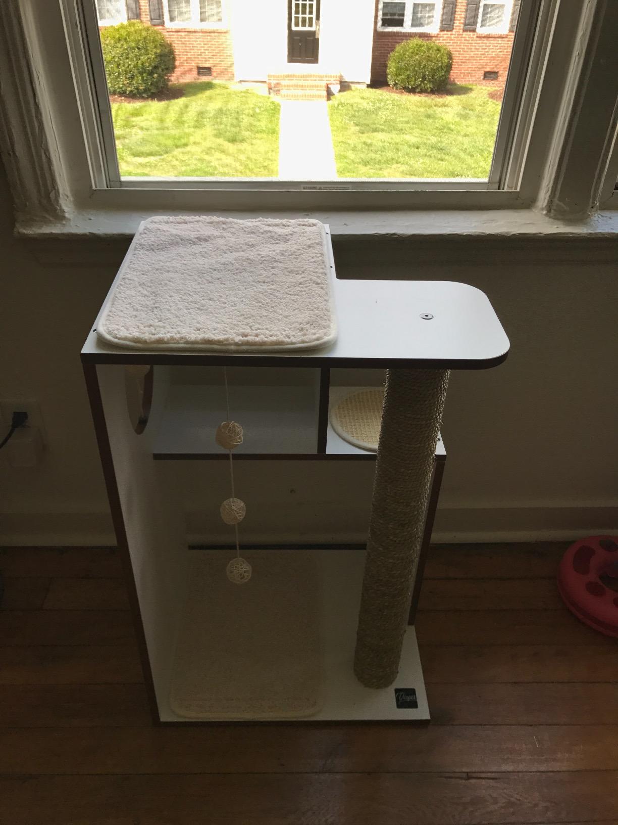Compact et solide