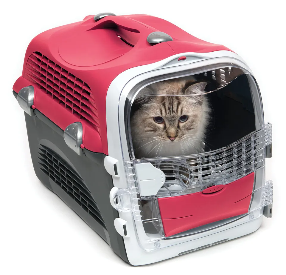 catit-cabrio-cage-de-transport-pour-chat-rouge-cerise image 1