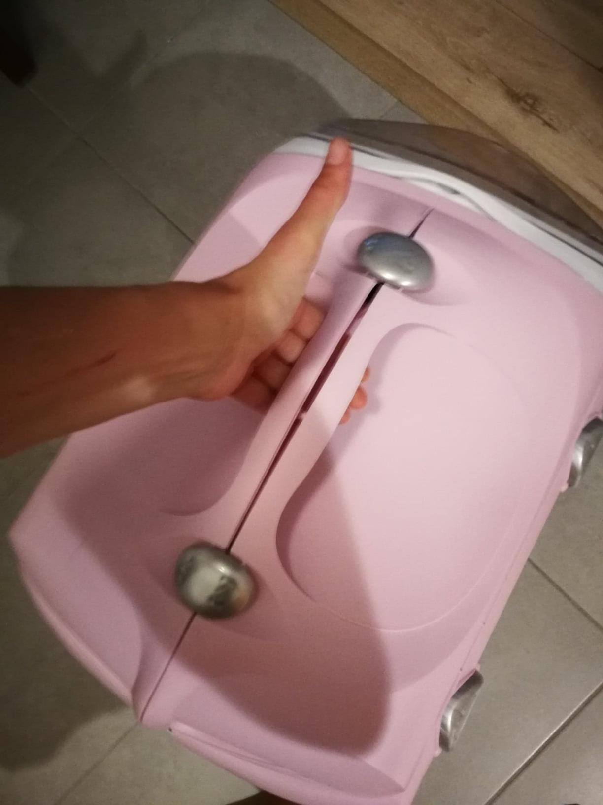 Pratique, un peu encombrante